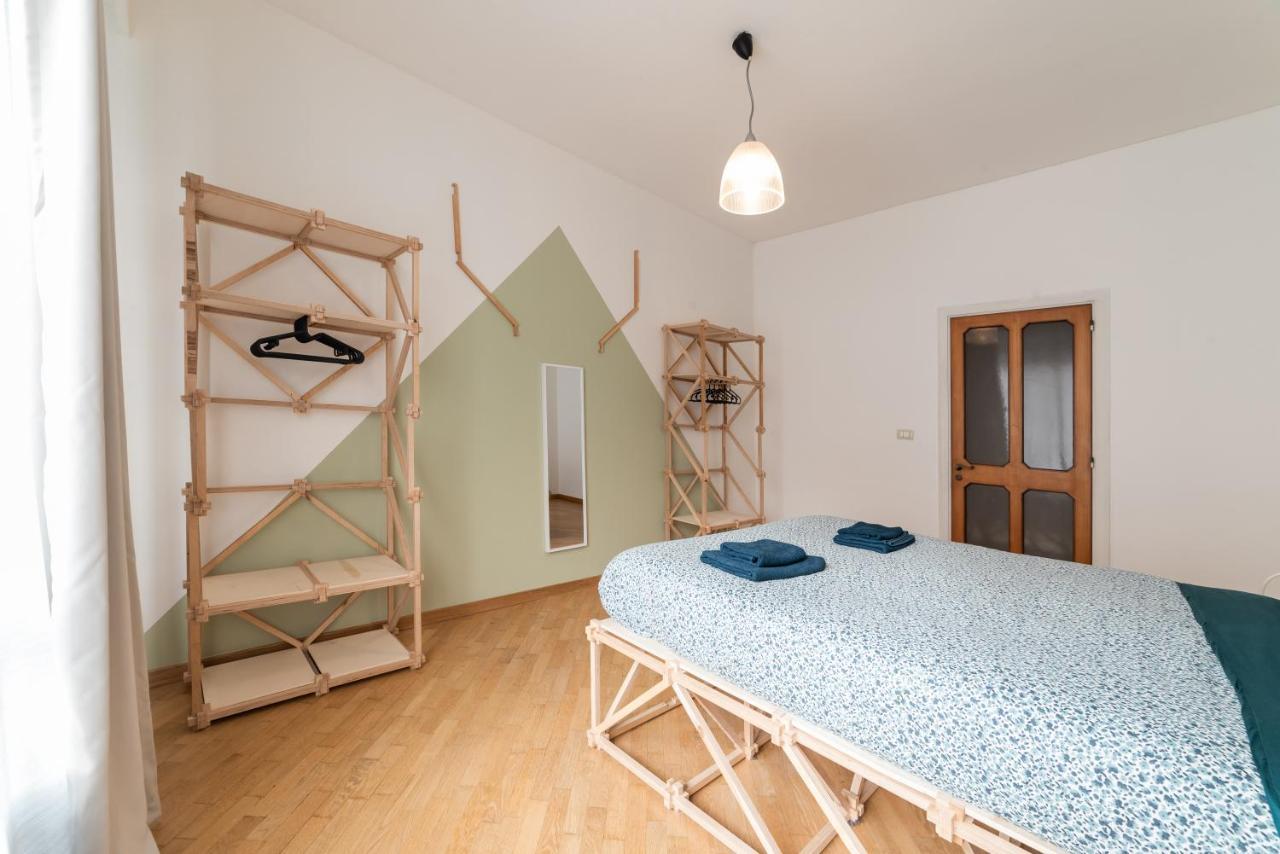 Emanuele Guest House Барі Екстер'єр фото